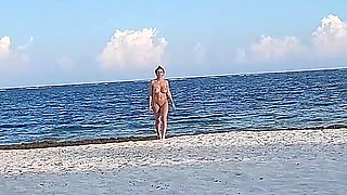 Beach Perv Gets a Taste of His Own Medicine