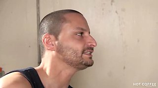 Jolla Latina Big Ass Seduces Married Man For Hot Laundry Room Fuck