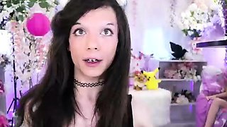 Shemale tranny enjoying solo masturbation