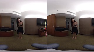 Sultry Brunette's Wild Public Passion in Stunning Clarity