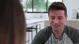 Ella Reese Spreads Her Trimmed Pussy To Get Banged