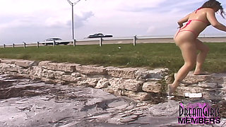 Wild Exhibition with Petite Spinner Freak