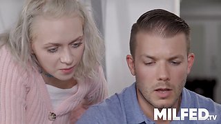 Codey Steele & girlfriend sneakily give Grandma Wants a pussy licking and rimjob