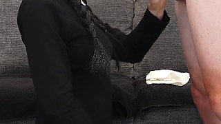 A Date to Dismember - Wednesday XXX E01 - MILF Stella