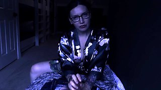 Bettie Bondage – Mommy’s Mean Handjobs