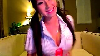 Big boob brunette masturbates on webcam