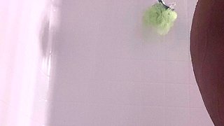 Amateur wild chick solo masturbation