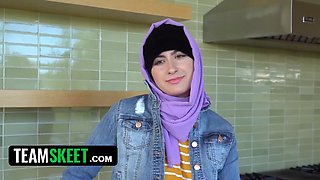 Arab tramp with hijab jacks for her boyfriend and then gets on her knees & guzzles his manhood