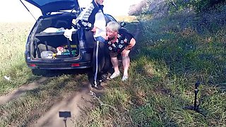 Stepmom Helps Me Pee Then Gives Public Blowjob - Zona901