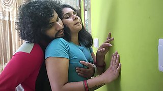 Tacks and T Shirt Romance with Pussy Fingering of Vaishnavy and Sharun Raj, Mallu Hot Couple Fingering Romance, Hot Couple Love