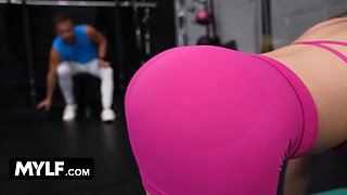 It’s hard not to gaze when the bodacious suki sin works out in the public gym - milfbody