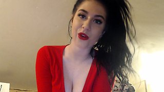 Cute amateur brunette naughty in solo jerking show on camera