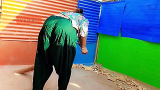 Indian aunty Muskan Rani caught in a scandalous viral movie featuring anal fun