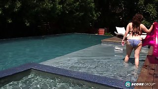 Big-Tit DP Pool Party