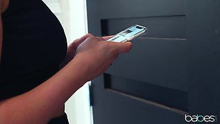 Delightful teen temptress interracial arousing xxx scene