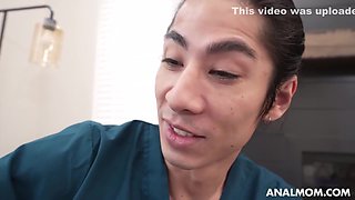 Man Gives Therapy And Ends Up Fucking Her With Alura Jenson