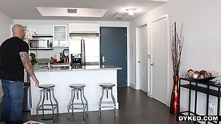 Domination lez Kendra James and Raylin Ann