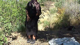 Divorced Muslim MILF Is Horny and Takes Big Risk Masturbating Outdoor