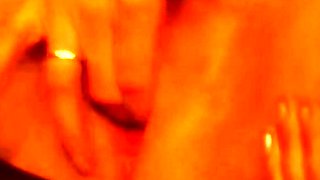 Dansk Blonde Dybe Hals og Svaler