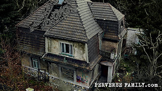 Perverse Family 36.3 (season 3) Cheeky Houseguest on the Kitchen Table