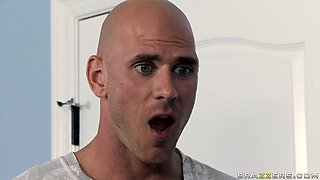 Everything Is Big In America With Aleska Diamond, Johnny Sins - Brazzers
