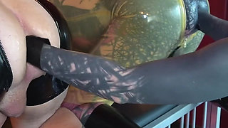 Anal Fisting Slave Competition Ft Goth Latex Mistress Lunatika Maz Morbid