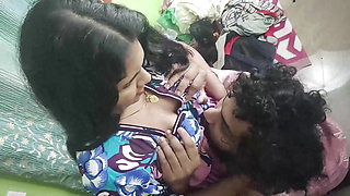 Vaishnavy sexy nighty ass kissing and ass grab by Sharun Raj, Mallu hot couple ass lick, kiss and ass grab with face on ass