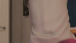 My Husband's Boss - Chapter 1 - Vivian Tried to Seduce Hutch but He Turned Her Down