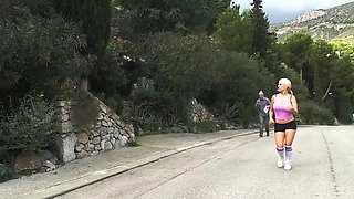 Robin and Blondie in steamy sports action, her shaven pussy devoured, then pounded hard