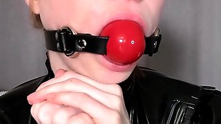 Piss fetish WAM gal solo toys