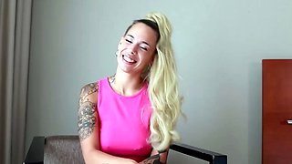 Blonde emo amateur solo masturbation