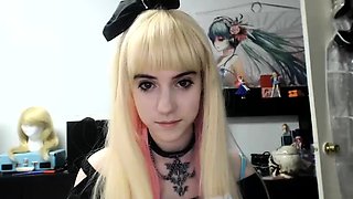 Romanian amateur webcam teen masturbate