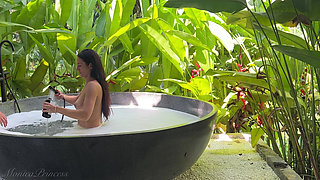 Jungle Bath Naked - Behind the Scenes