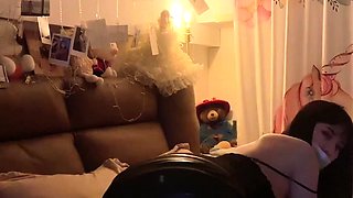 Sexy hottie Anetta Keys enjoys a solo toy masturbation