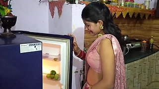 Jija Ne Apni Sali Ko Jangal Me Le Jaa Kar Choda