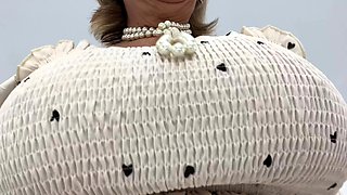 Big tit MILF loves to show off her big boobs