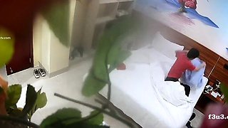 Horny fat arab housewife fingered on amateur hidden cam