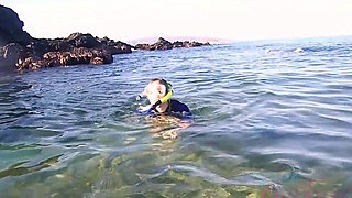 Amateur Blonde Teen Plays Solo with Toy Webcam Porn