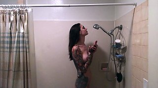 Sexy webcam brunette with big boobs