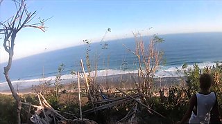 Big ass Thai amateur GF beach visit and homemade sex tape