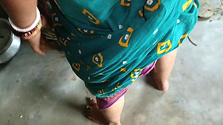 Indian puja bhabhi ka jabarjast Sex xxx Desi bhabhi
