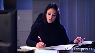 Gabbie Carter And Angela White - Submits To