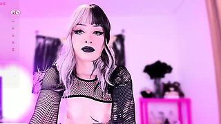 Cute blonde amateur webcam teen masturbating