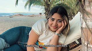 I Met a Girl on the Way to the Beach and She Took Me to Live Something I Didn't Expect