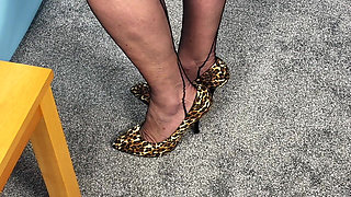 Vgq7 Aunty Sandra in a Dress She Can't Wear Out