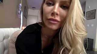 Nicole Aniston as your super horny stepmom