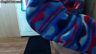 Real gloryhole DILF sucks hard dick in homemade blowjob