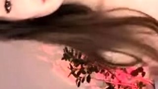 Cute amateur webcam teen girl toying pussy on webcam