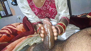 Bhabhi Xshika Massaged untill cum Big desi cock