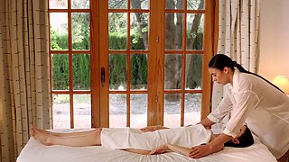 Liz Ocean and Milan Cheek's Sensual Oiled Brunette Threesome